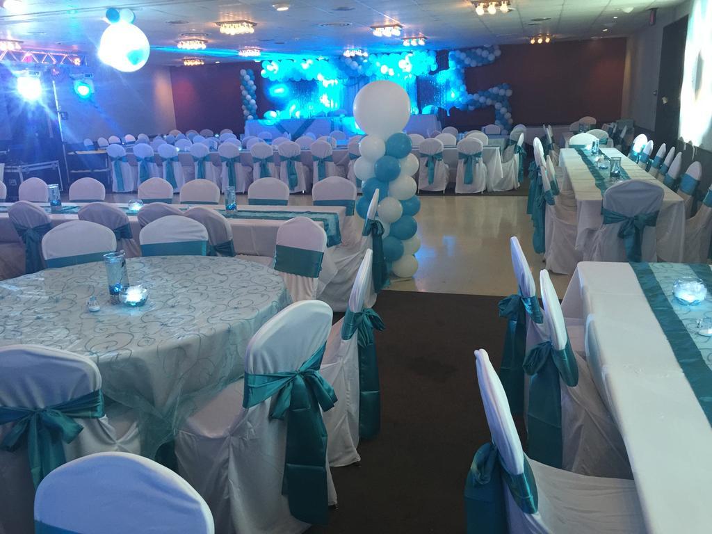 รามาดา บาย วินด์แฮม แอลเบิร์ต ลี Hotel อัลเบิร์ต ลีย์ ภายนอก รูปภาพ